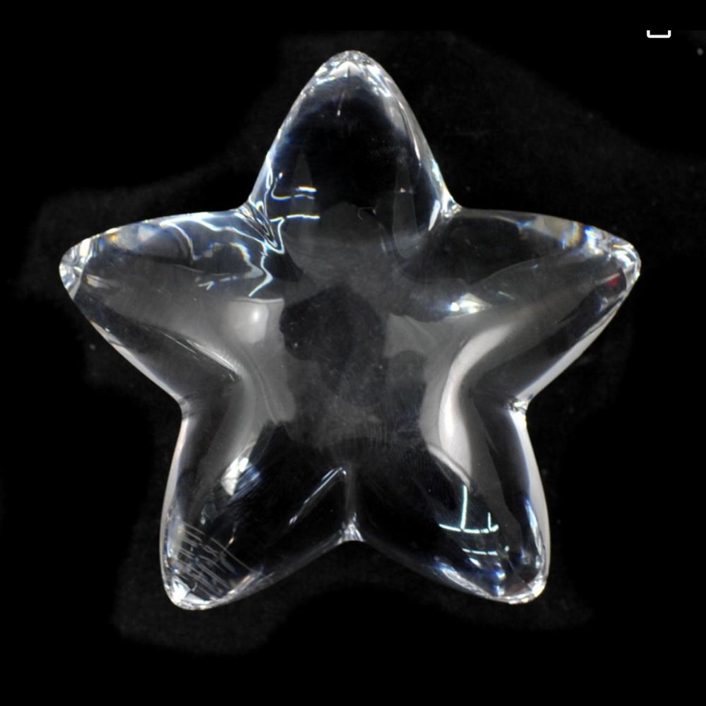 Baccarat Crystal Star “Puffy Star” paperweight